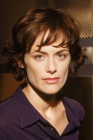 Sarah Clarke as Tess Monroe