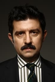 Michalis Ikonomou is Vassili