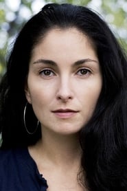 Meliz Karlge as Sophie Nordh