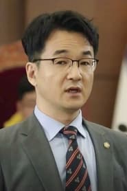 Kim Sung-yong as Church executive