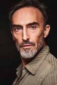 José Luis Ferrer as Felipe Santos