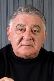 Manuel Lourenzo is Párroco Victor Cortiella