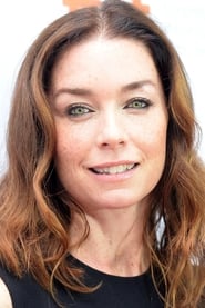 Julianne Nicholson isDoctora