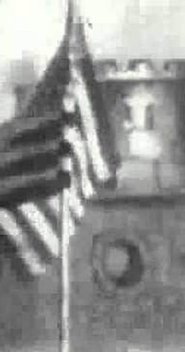 Tearing down the spanish Flag 1898