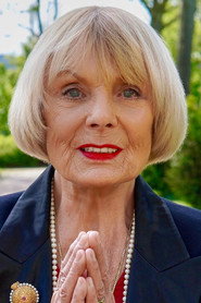 Karyn von Ostholt