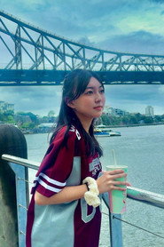 Luna Arai photo 4