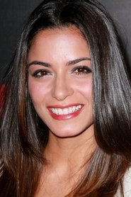 Stephanie Fantauzzi as Estefania