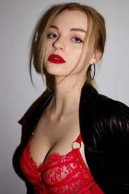 Olivia Rose Keegan photo 5