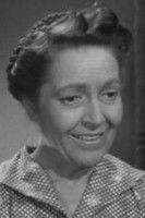 Frances Morris as Maj. Cartwright (uncredited)