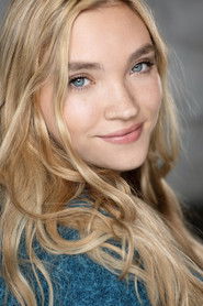 Olivia Prado photo 3