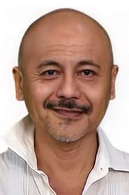 Michael Shaowanasai is Uncle Tong