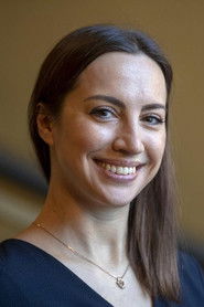 Anna Sergejeva as Galina