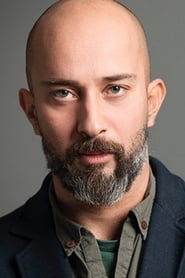 Ozan Ayhan as Kriminolog Uygar Ten