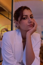 Sriti Jha photo 4