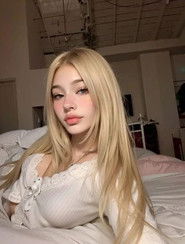 Kitty 🇱🇦 / 🇺🇸 /  International Race avatar