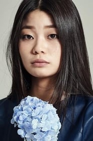 Jeong Ha-dam as Kim Ji-eun