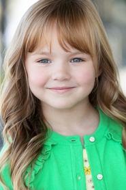 Remington Evans as Kelly Spencer