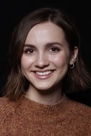 Maude Apatow headshot