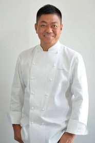 Yoshihiro Narisawa