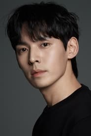 Profile picture of Kang Hyung-suk who plays Choi Eun-cheol