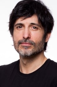 Aitor Beltrán as Joaquín Roca