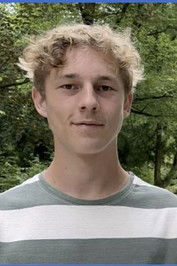 Karel Janzen as Rayan