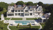 Selling the Hamptons: 1×1