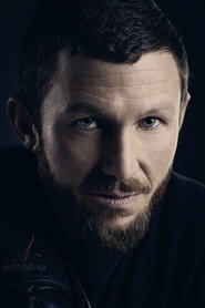 Russ Tiller como Billy