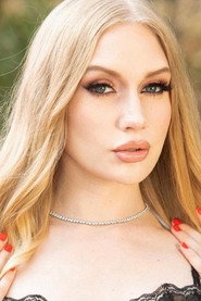 Emma Starletto