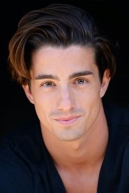 Andrew Kai as Kyle Kennedy