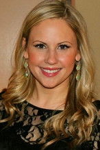 Jamie Snow as Tara Ganz