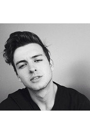 Cameron Robbie 667x1000
