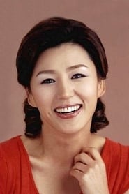 Profile picture of Lee Kan-hee who plays Joo Hwa-ja