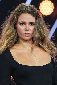 Lola Stoll