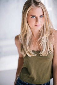 Niki Wipf 666x1000