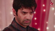 Arnav Singh Raizada Comes to the Wedding Hall Injured From an Accident