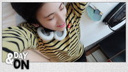 [&DAY ON] Sawadee ka🙏🏻 Night Swim🌙& Mukbang! Healing in Bangkok💘 | YUMA VLOG