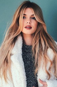 Julianne Binard 567x851