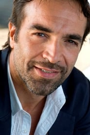 Alessio Di Clemente as Lello Liguori