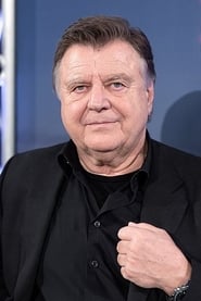 Lukas Resetarits as Josef Karger