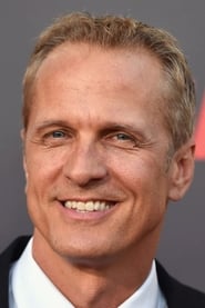 Patrick Fabian as Hank Henshaw (voice)