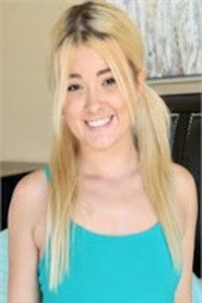 Image of Nicole Nichols