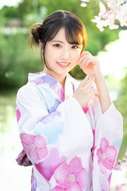 中森ななみ