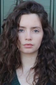 Julia Grasmugg as Lisa