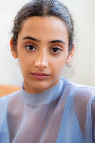 Noa Wolff as Unknown in Match Dot Mom