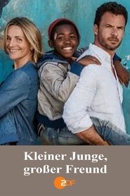 Kleiner Junge, großer Freund