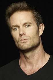 Picture of Garret Dillahunt