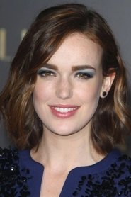Picture of Elizabeth Henstridge