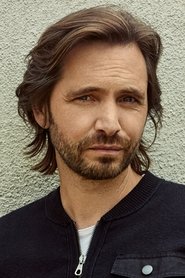 Picture of Aaron Stanford