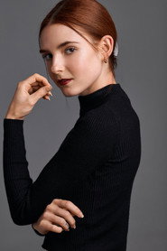 Actor Aïcha Villaverde din serialul Nici măcar una (2024)